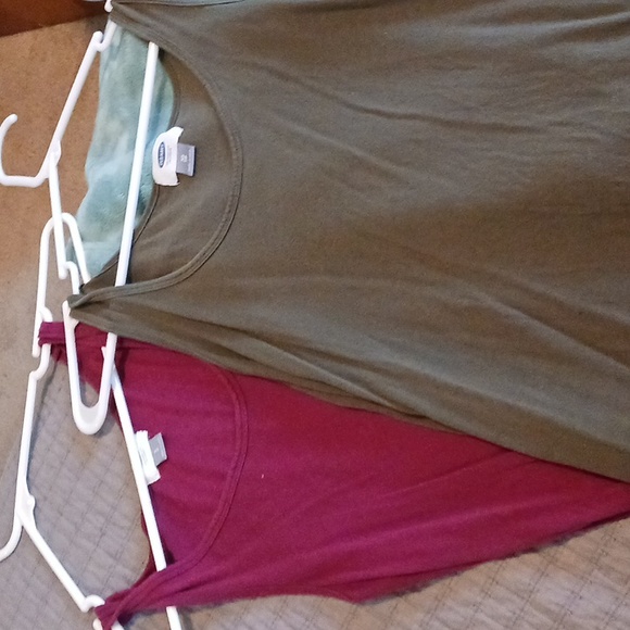 Tops - Picture 1 of 3